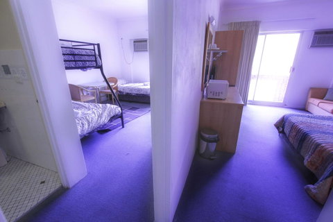 Rest Easy Motel - Kempsey Accommodation 1