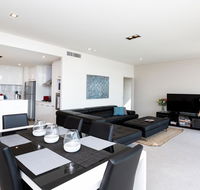 Brand New Executive Apartment - Kempsey Accommodation