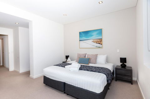 Brand New Executive Apartment - Kempsey Accommodation 9