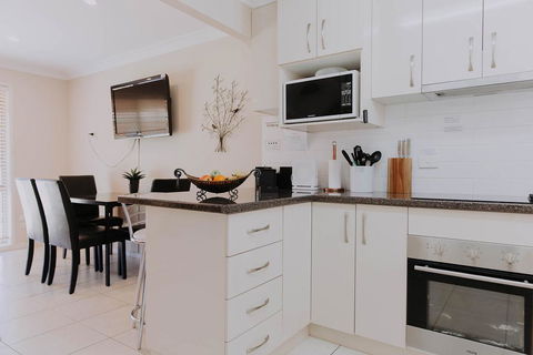 Central Wagga Self Catering Apartment - Kempsey Accommodation 8