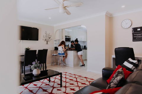 Central Wagga Self Catering Apartment - Kempsey Accommodation 5