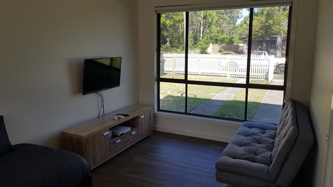 Golden Hill Cottage - Kempsey Accommodation 14