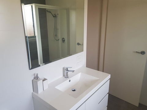 Golden Hill Cottage - Kempsey Accommodation 3