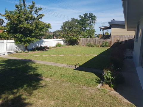 Golden Hill Cottage - Kempsey Accommodation 12