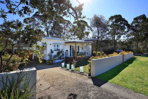 Jervis Bay Beach Shack I Pet Friendly - Kempsey Accommodation 15