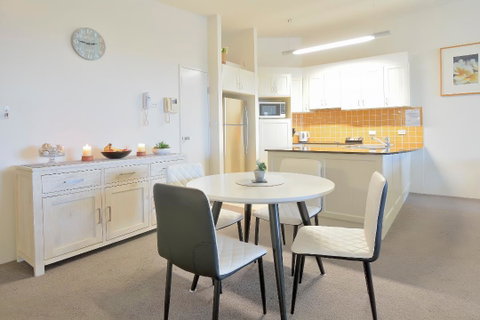 Boathouse Resort (Water Front) - Kempsey Accommodation 21