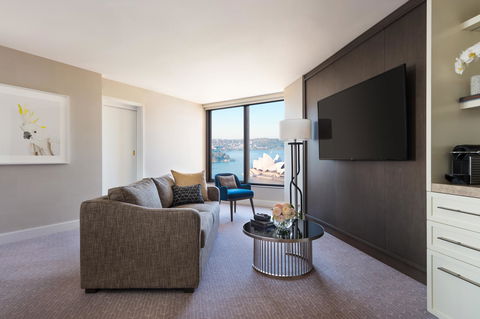 Four Seasons Hotel Sydney - Kempsey Accommodation 1