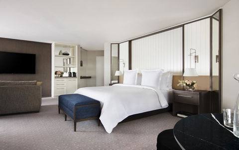 Four Seasons Hotel Sydney - Kempsey Accommodation 2