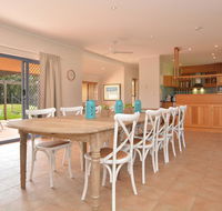 James Estate Guesthouse - Kempsey Accommodation