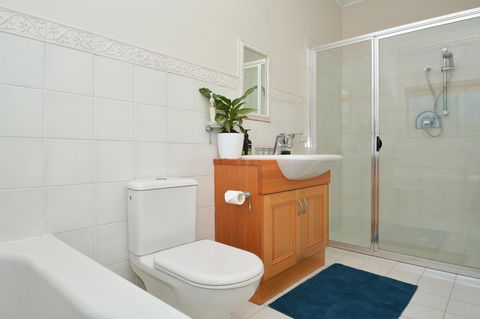 JE Guesthouse, Central To All The Hunter Valley Has To Offer - Kempsey Accommodation 22