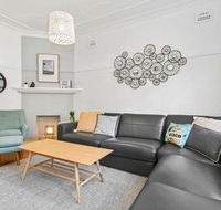 Seaspray - Manly beach apartment close to the sand - Kempsey Accommodation