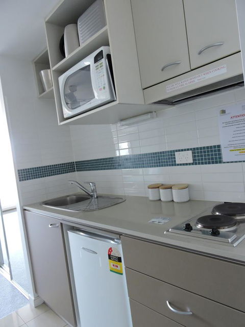 BASE Holidays - Ettalong Beach Premium Apartments - Kempsey Accommodation 21