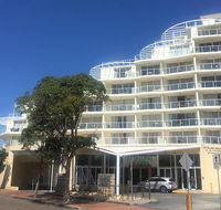 Ettalong Beach Premium Waterview Apartments - Kempsey Accommodation