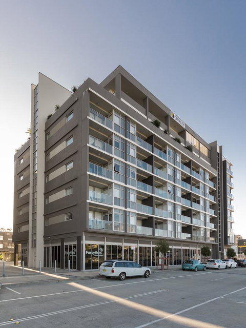 Honeysuckle Executive Apartments - Kempsey Accommodation 0