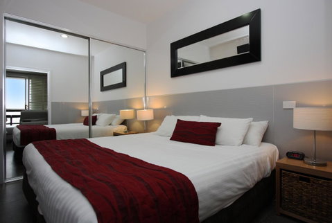 Honeysuckle Executive Apartments - Kempsey Accommodation 1