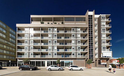 Honeysuckle Executive Apartments - Kempsey Accommodation 38