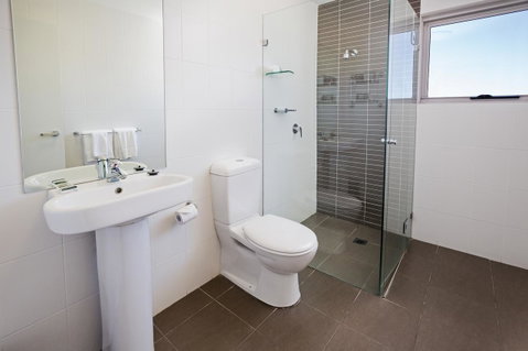Honeysuckle Executive Apartments - Kempsey Accommodation 26