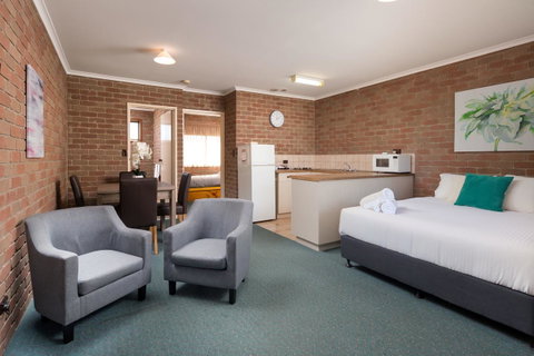 Corowa Bindaree Holiday Park - Kempsey Accommodation 0