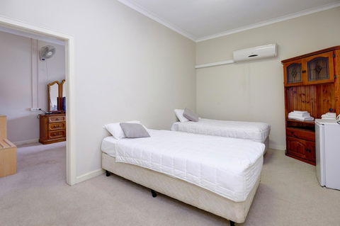 Lakes And Ocean Hotel Forster - Kempsey Accommodation 4