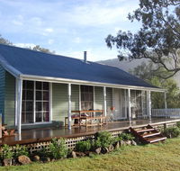 Cadair Cottages - Kempsey Accommodation