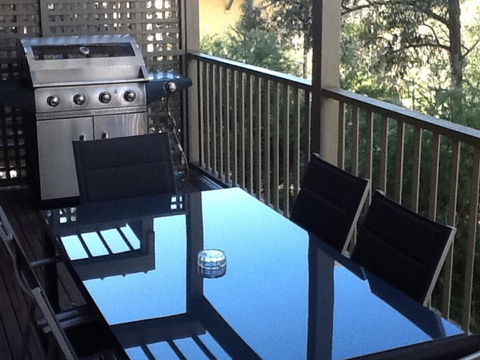 Villa De Saran Located Within Cypress Lakes - Kempsey Accommodation 9