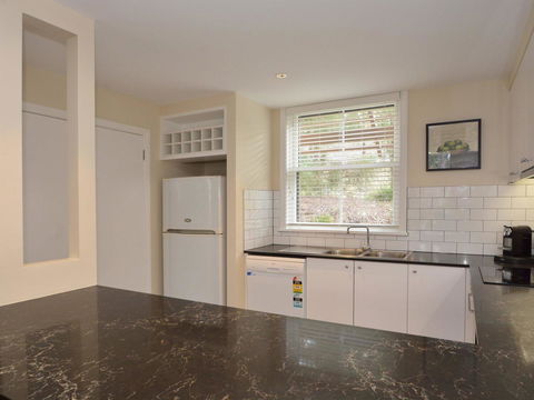 Villa De Saran Located Within Cypress Lakes - Kempsey Accommodation 2