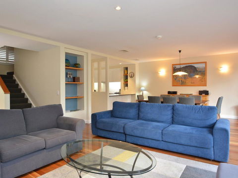 Villa De Saran Located Within Cypress Lakes - Kempsey Accommodation 11