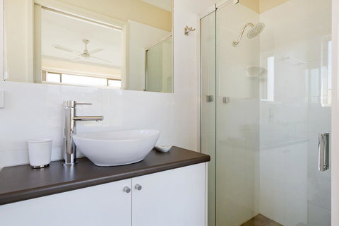 Baywatch Apartments Merimbula - Kempsey Accommodation 13