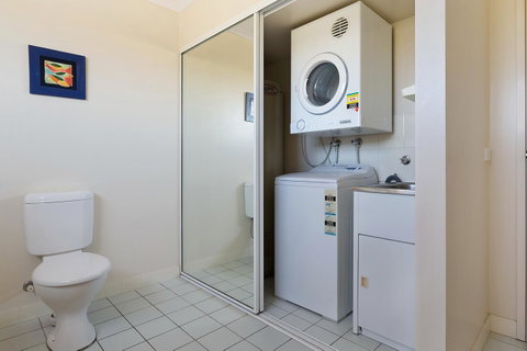 Baywatch Apartments Merimbula - Kempsey Accommodation 17