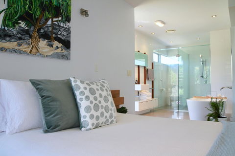 Casuarina Beachfront House - Hostie Properties - Kempsey Accommodation 9