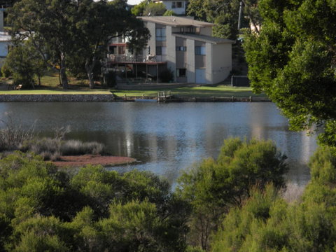 BlueWater Apartments - Kempsey Accommodation 8