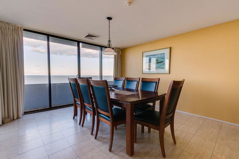 Pacific Towers Beach Resort - Kempsey Accommodation 24