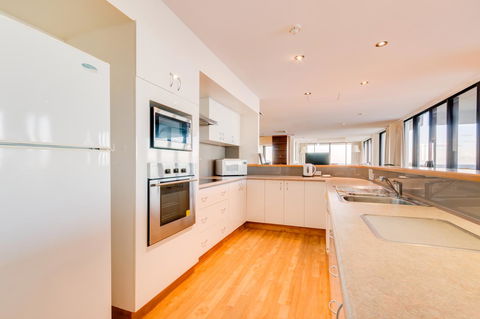 Pacific Towers Beach Resort - Kempsey Accommodation 18