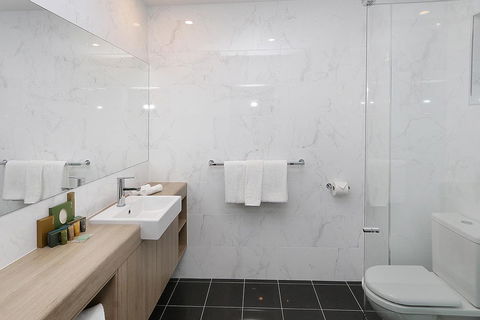 Best Western Plus Bolton On The Park - Kempsey Accommodation 10