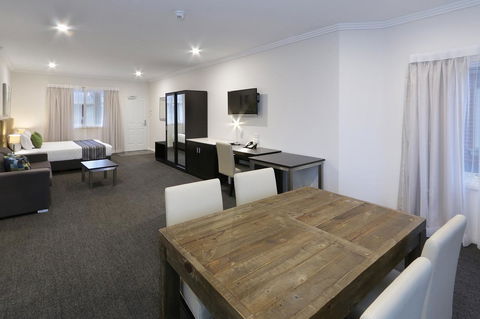 Best Western Plus Bolton On The Park - Kempsey Accommodation 9