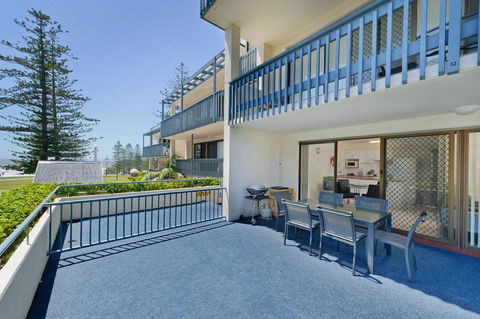 Beach House Holiday Apartments - Kempsey Accommodation 23