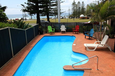 Beach House Holiday Apartments - Kempsey Accommodation 2