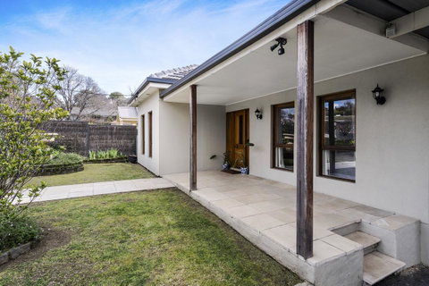 The Spa Cottage With HotTub, Netflix & Stan - Kempsey Accommodation 17