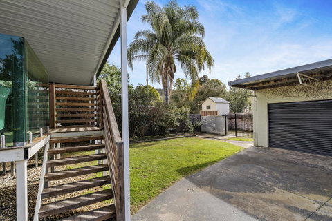 The Spa Cottage With HotTub, Netflix & Stan - Kempsey Accommodation 21