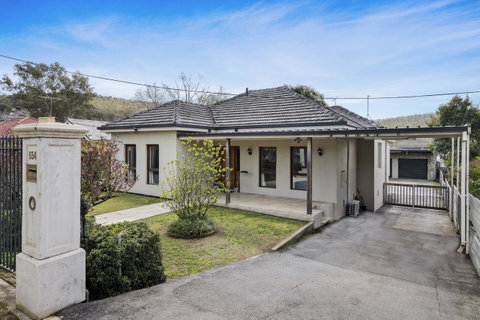 The Spa Cottage With HotTub, Netflix & Stan - Kempsey Accommodation 20