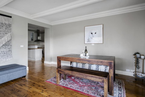 The Spa Cottage With HotTub, Netflix & Stan - Kempsey Accommodation 26