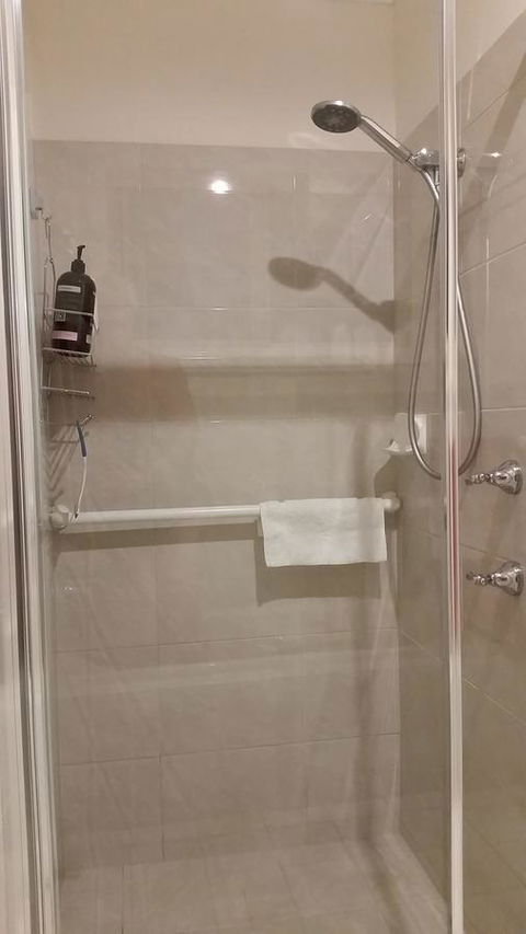 Twin Palms Holiday House At Lighthouse - Kempsey Accommodation 13