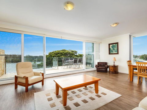Regatta 13 - Kempsey Accommodation 8