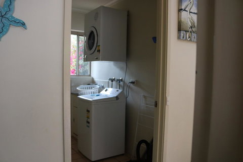 Beaches Apartments Merimbula - Kempsey Accommodation 20