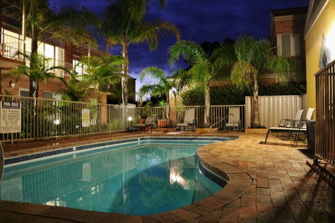 Beaches Apartments Merimbula - Kempsey Accommodation 0