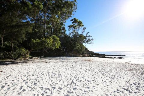 Seaglass - Stunning Views Of Jervis Bay - Kempsey Accommodation 41