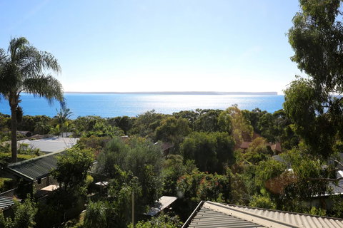 Seaglass - Stunning Views Of Jervis Bay - Kempsey Accommodation 31