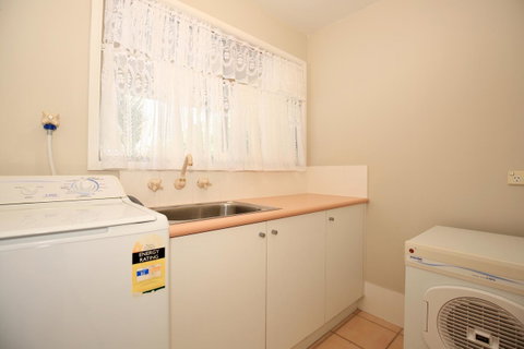 Seaglass - Stunning Views Of Jervis Bay - Kempsey Accommodation 18