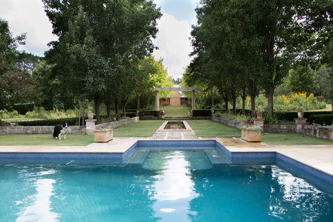 Chanticleer Gardens Barn Cottage With A Pool - Kempsey Accommodation 15