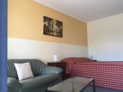 Deniliquin Motel - Kempsey Accommodation 15